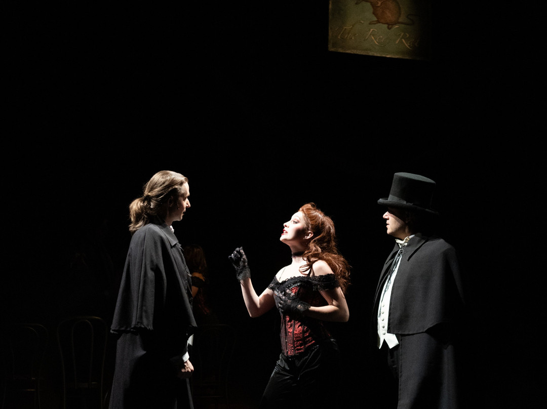 CM Performing Arts Center-Oakdale必去景点