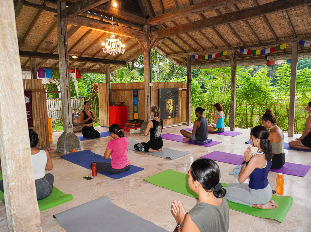 富丽华独家水疗别墅酒店主图