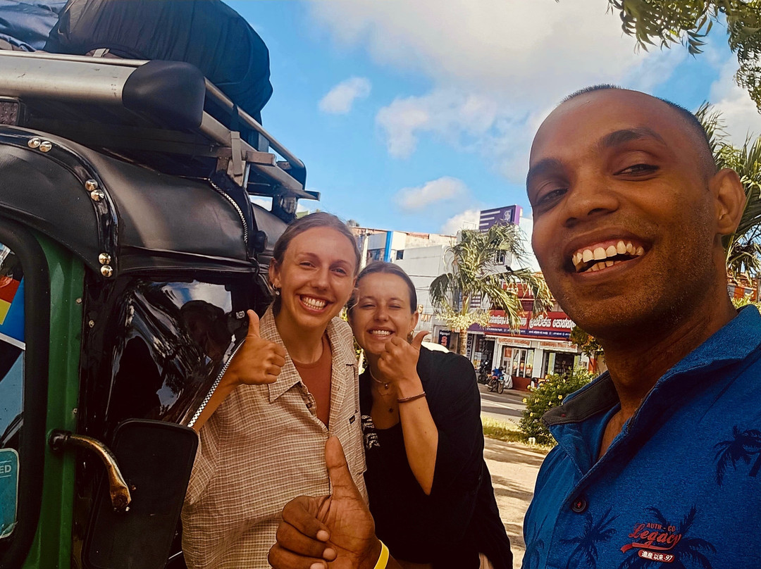 Paradise Tuk Tuk Tours-唐卡拉必去景点