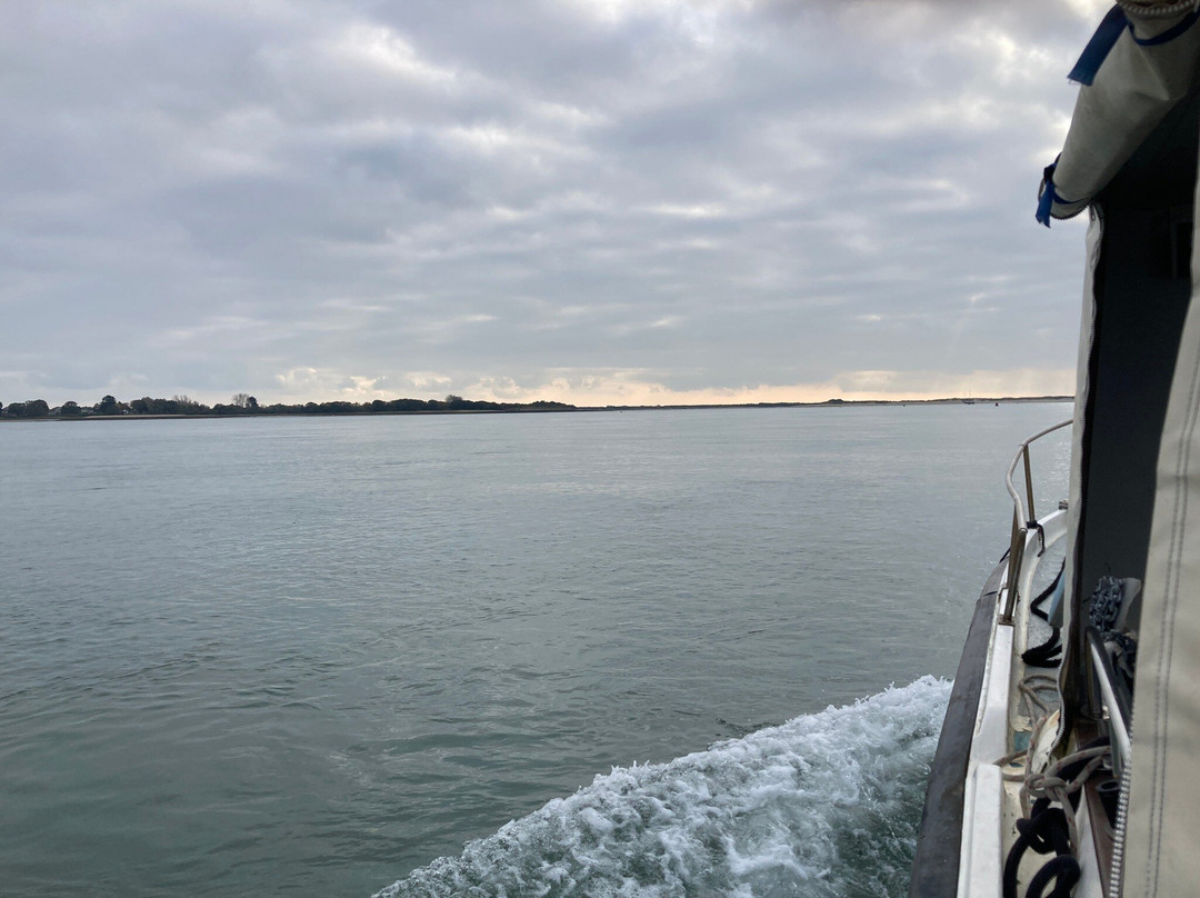 Chichester Harbour Water Tours景点图片