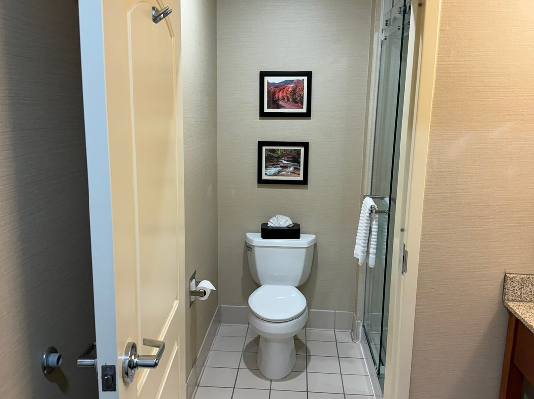 洛根汉普顿酒店主图