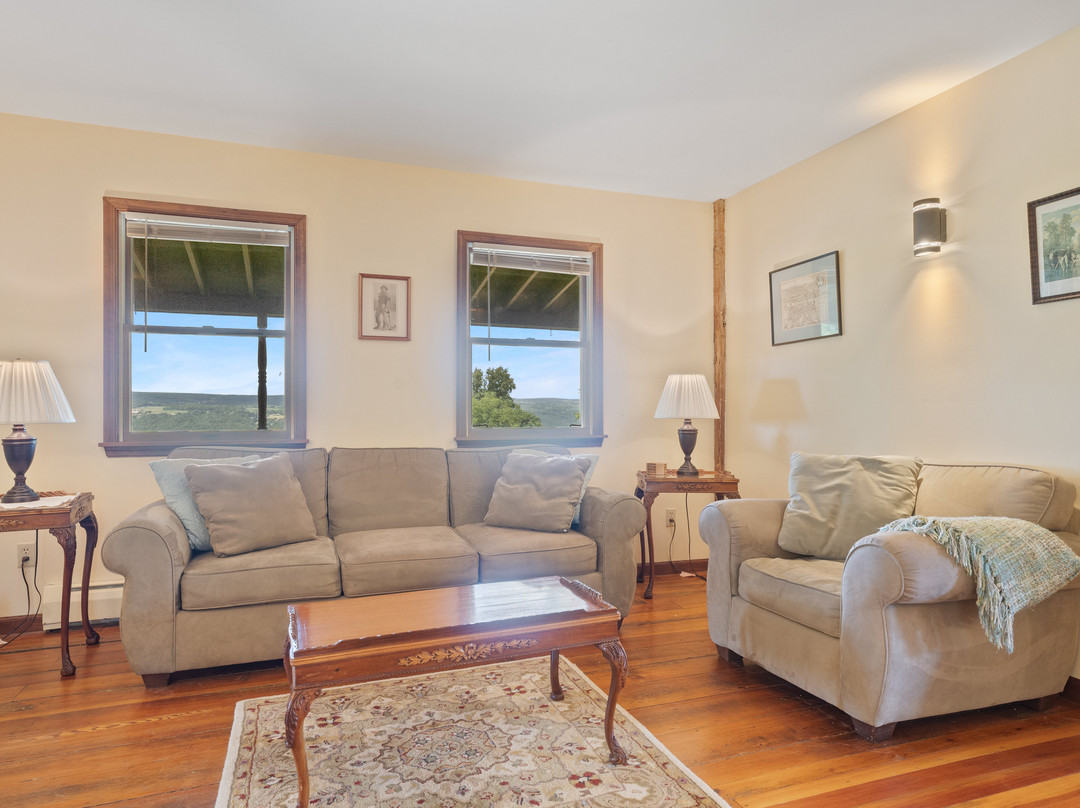 The Lodge at Grist Iron主图