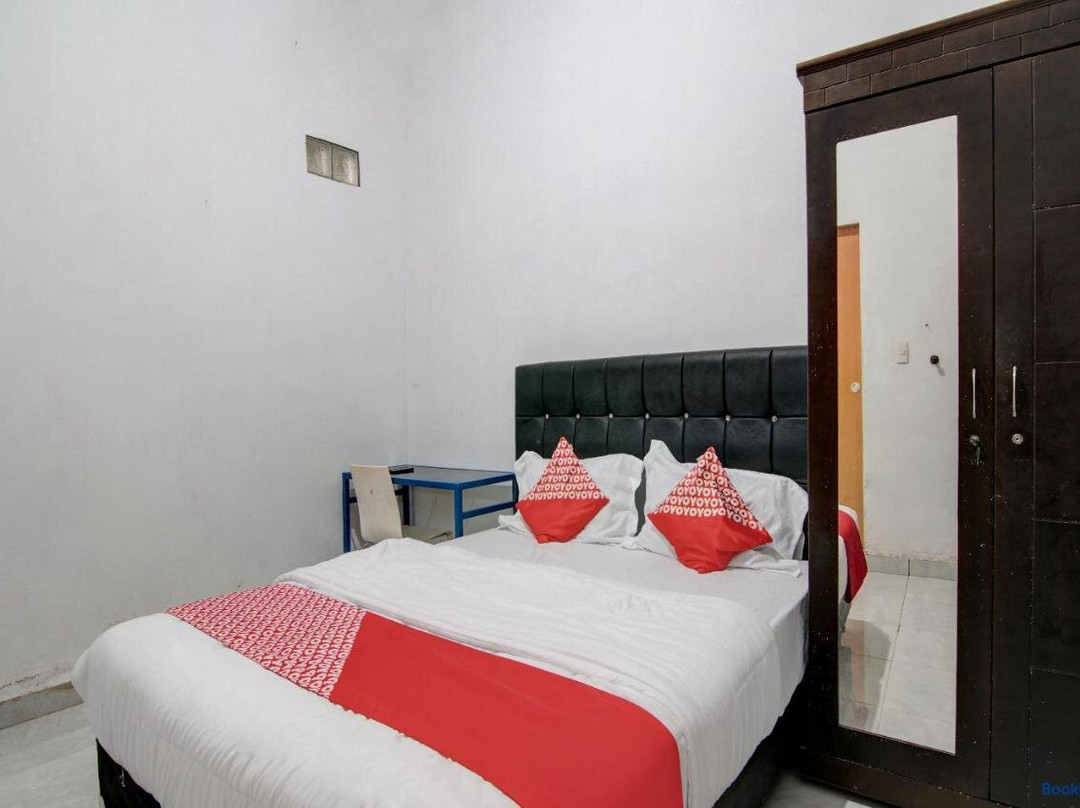 OYO 92111 Dinda Homestay Syariah