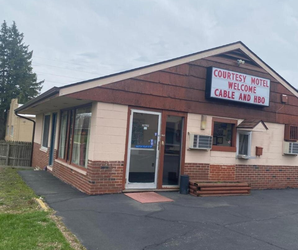 Courtesy Motel