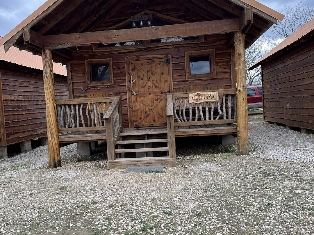 Independence Ranch Hog Hunting-Waelder必去景点