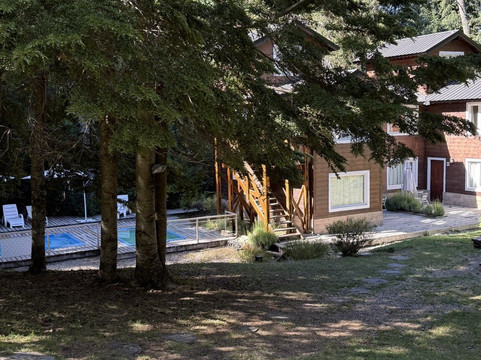 Villa Traful酒店住宿-Hosteria Cohuel