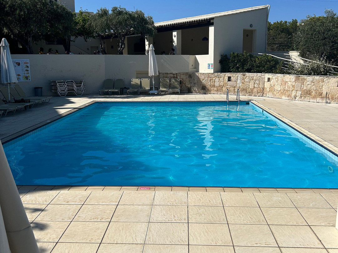 Ourania Apartments Hotel主图