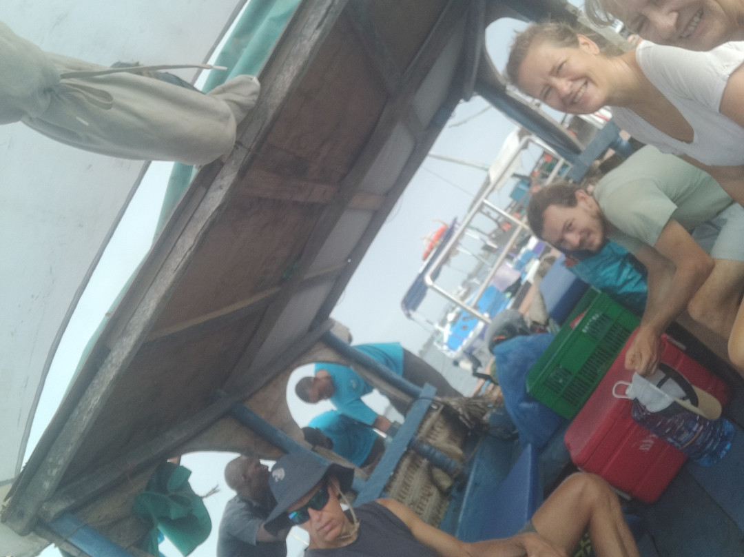 Wasini's Blue Whale Boat Operators-Wasini Island必去景点