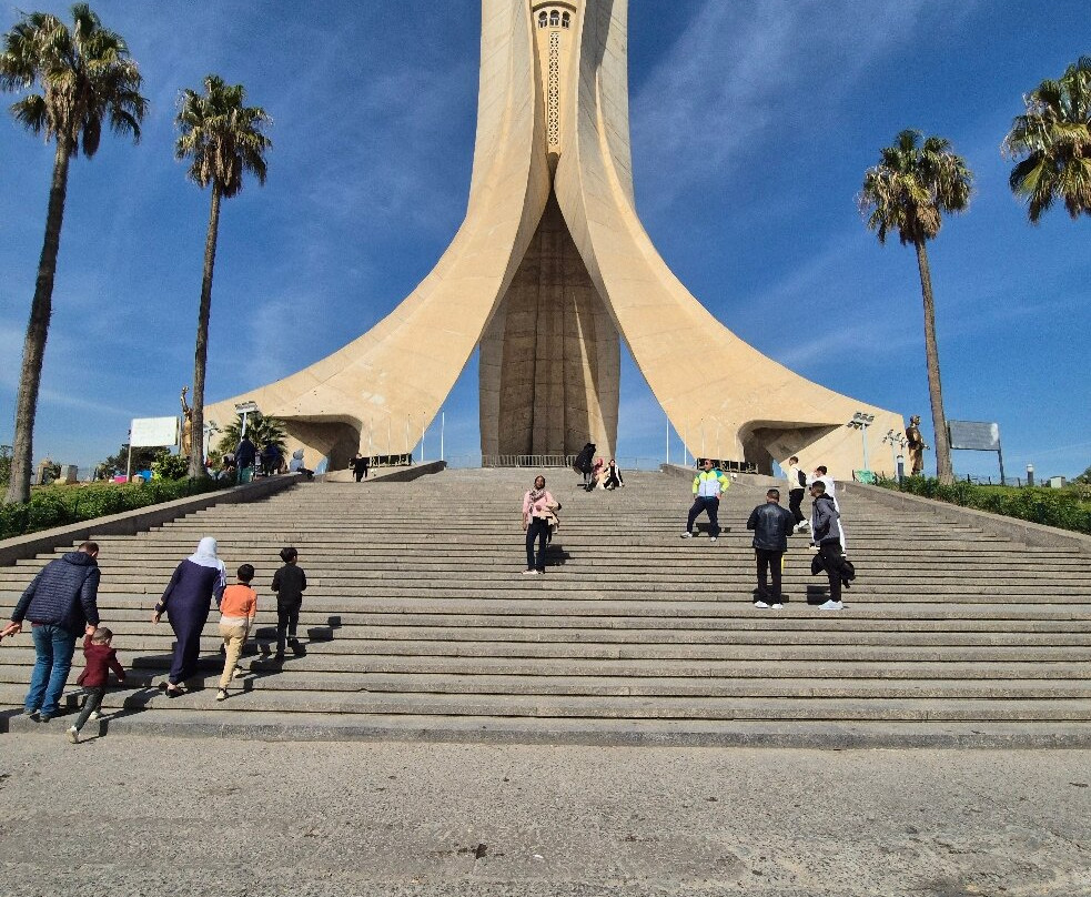 Memorial du Martyr景点图片
