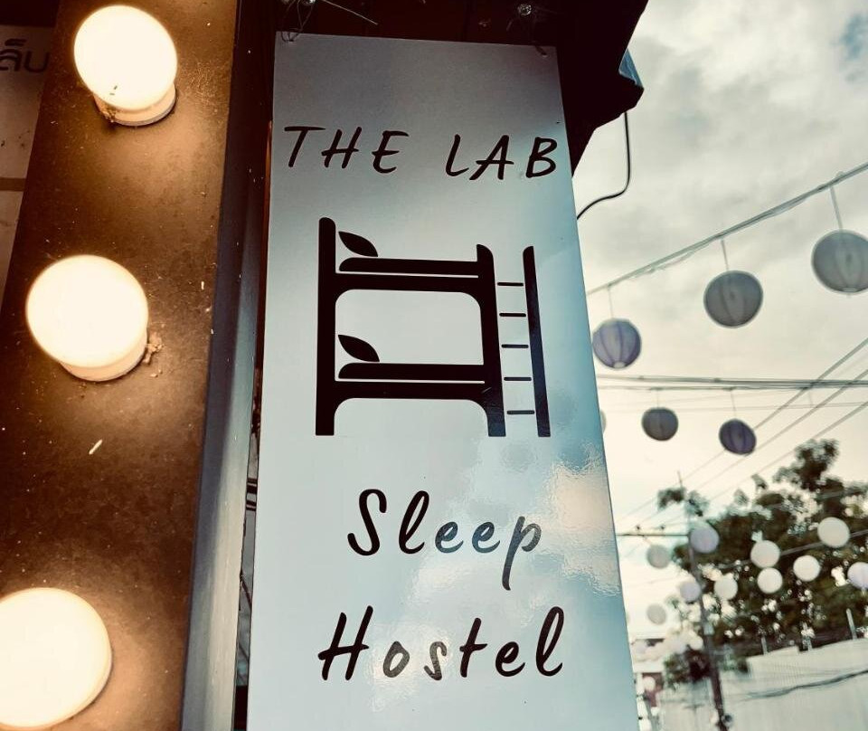 The Lab Sleep Hostel