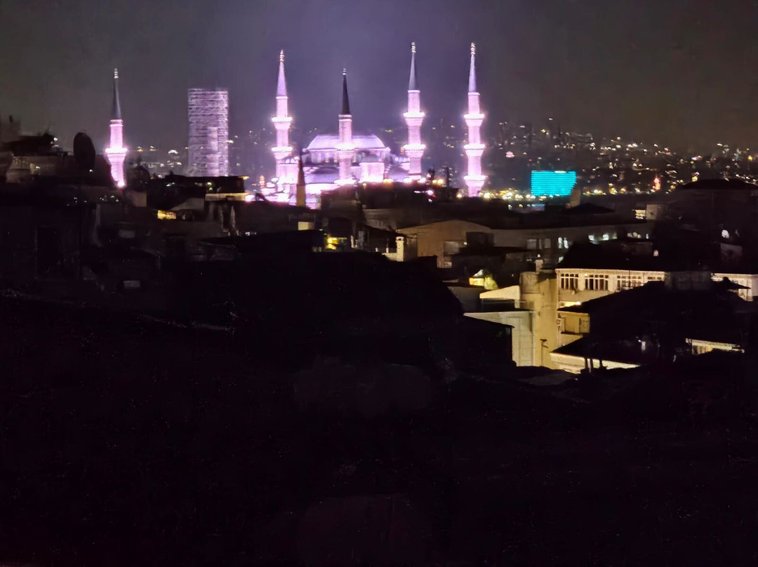 Sultan Rooftop Mezze & Seafood Resturant