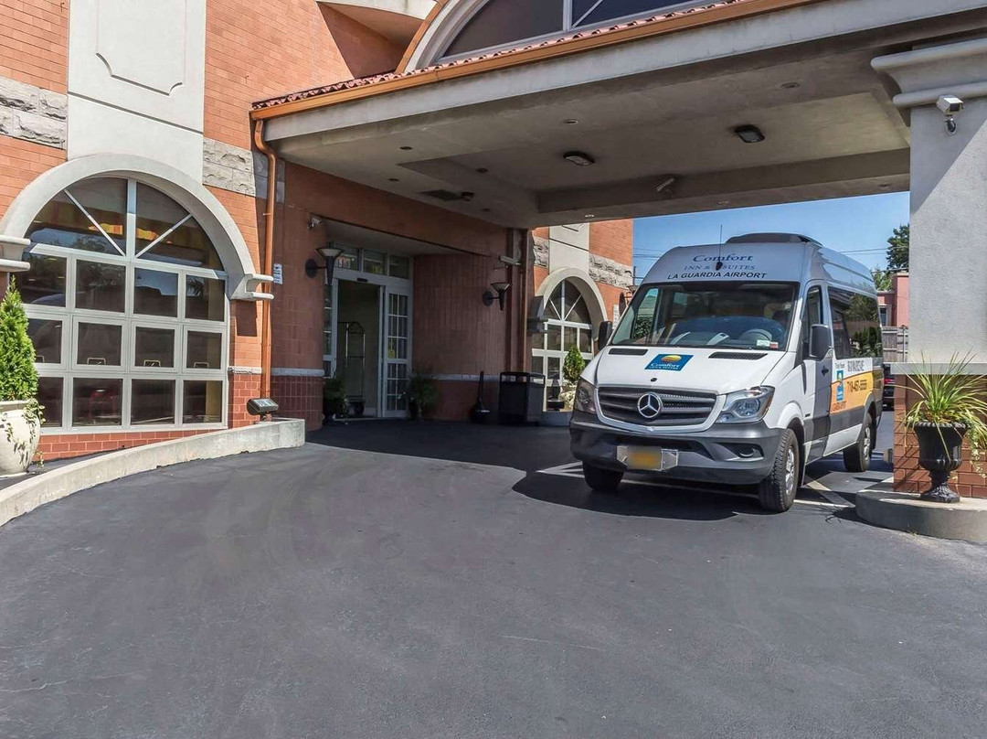 Maspeth酒店住宿-康福特套房机场