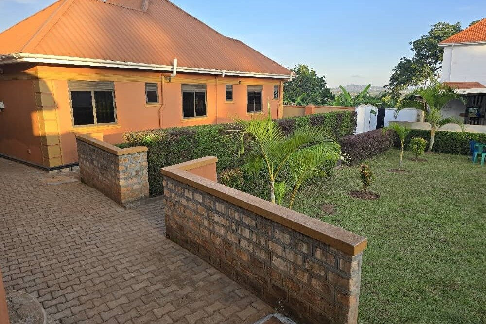 kadia motel and gardens