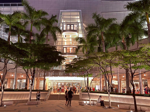 Adrienne Arsht Center for the Performing Arts of Miami-Dade County-迈阿密必去景点