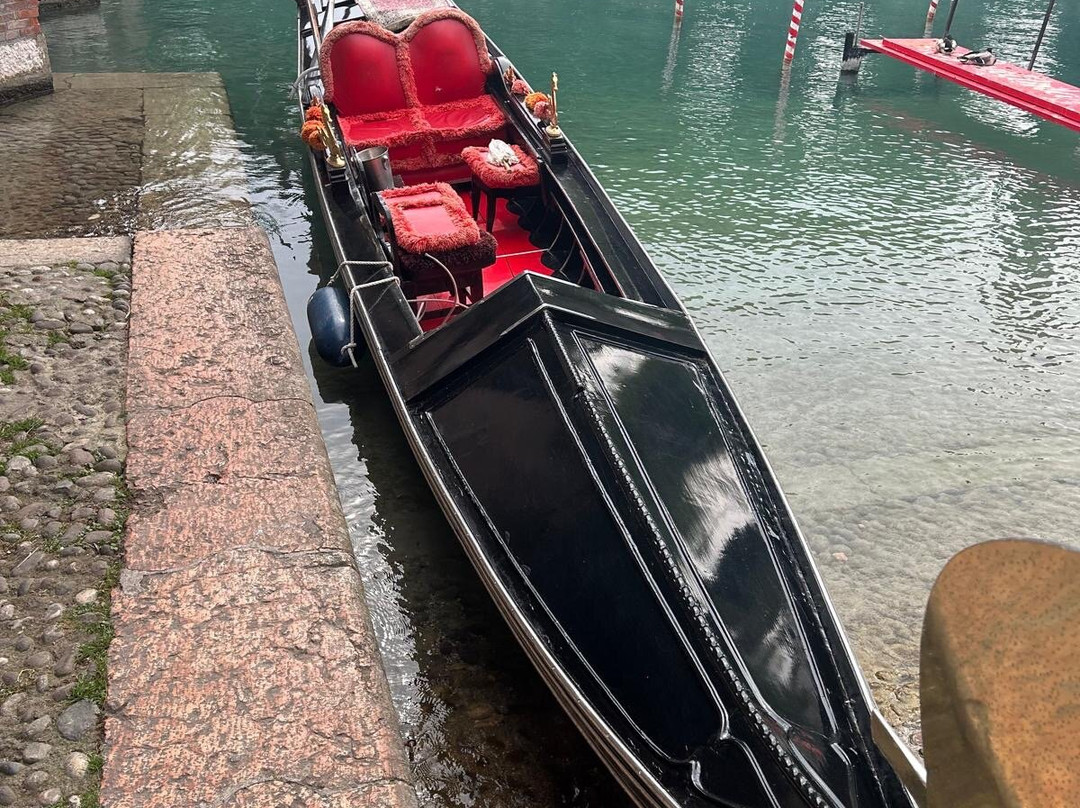 Gondola Service景点图片