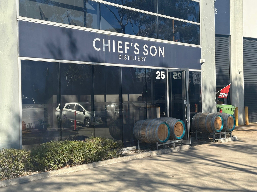 Chiefs Son Distillery景点图片