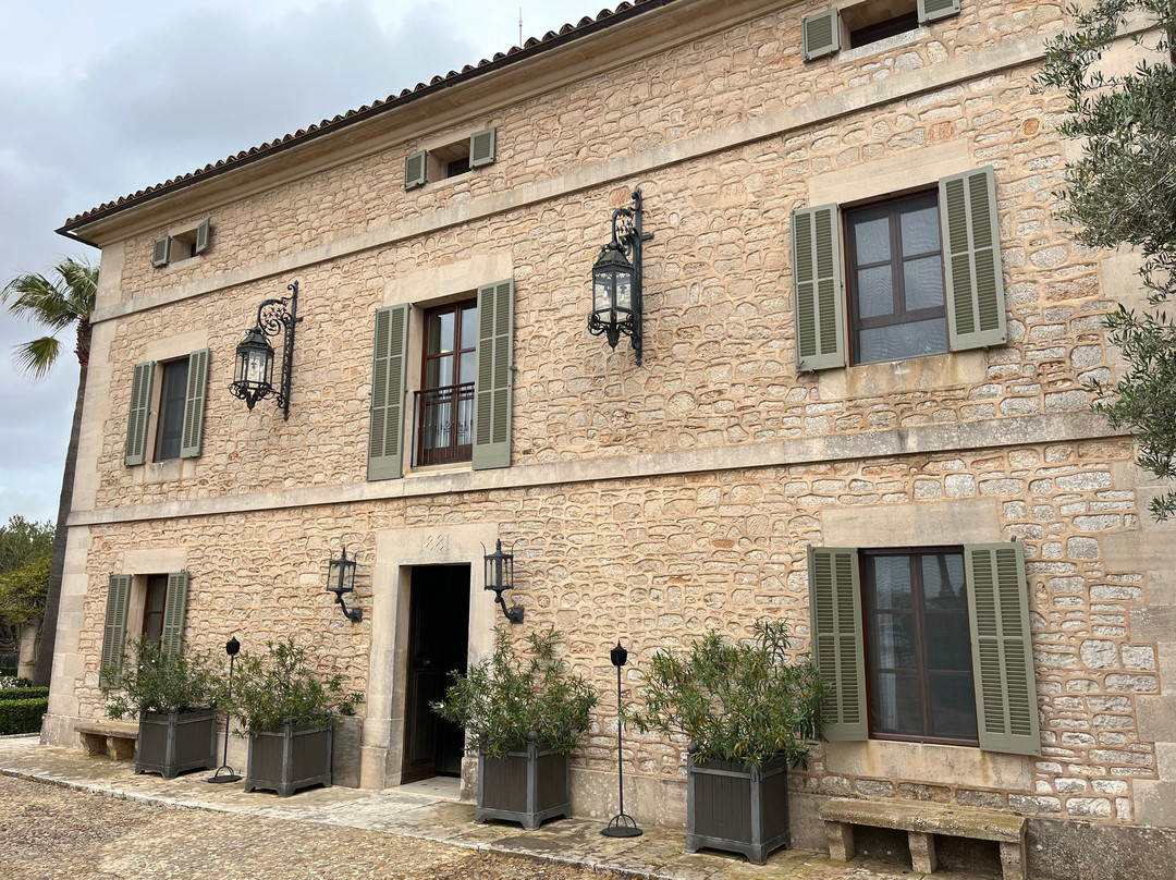 Cal Reiet Holistic Retreat主图