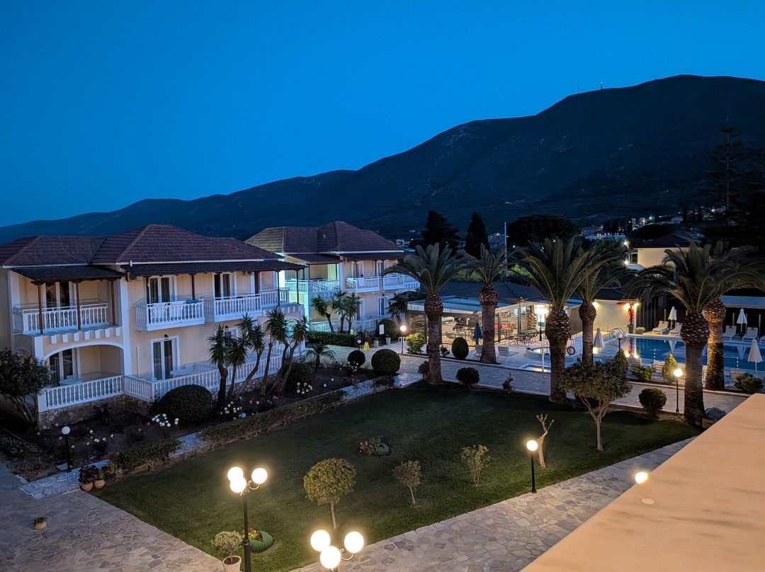 Alykes Garden Village主图