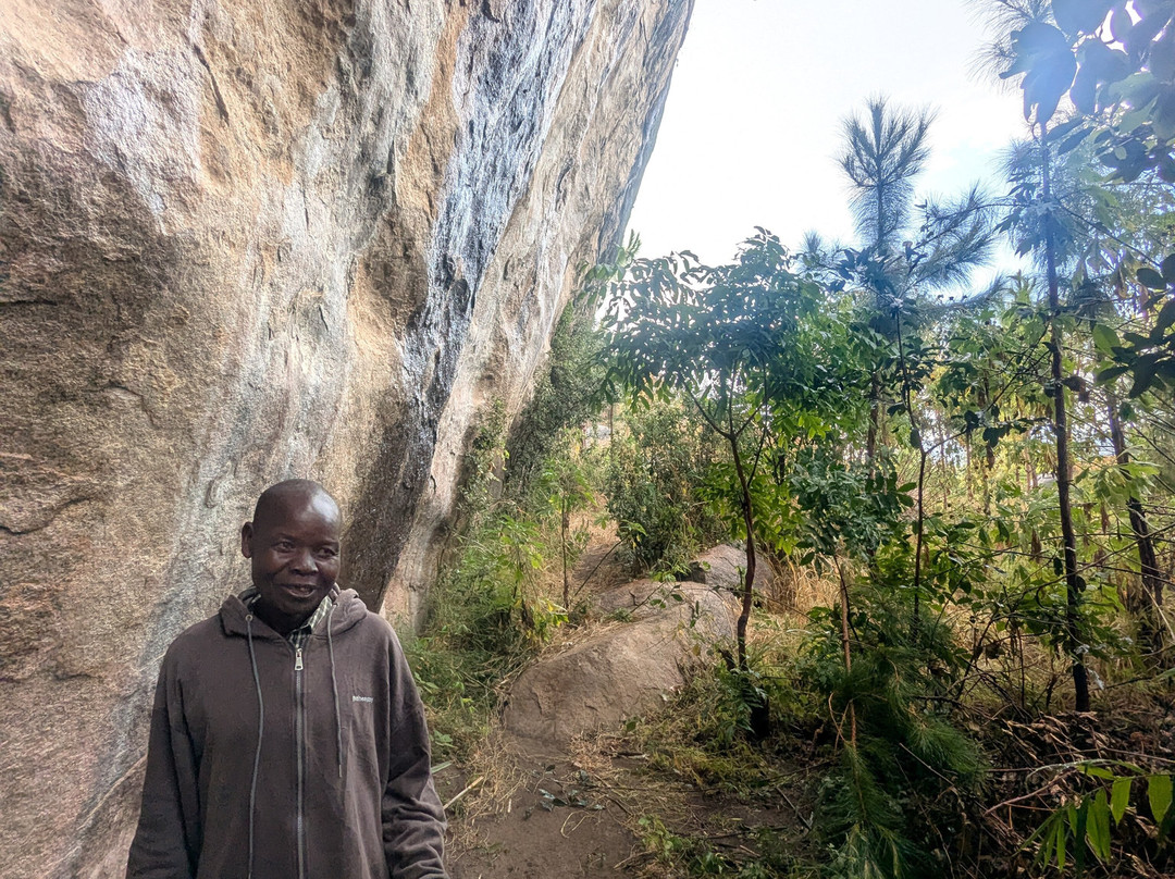 琼戈尼岩石艺术区-Dedza必去景点