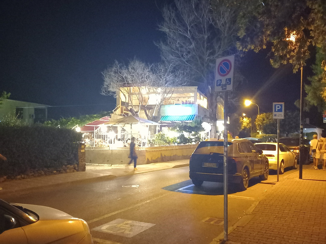 新缇拉酒店主图