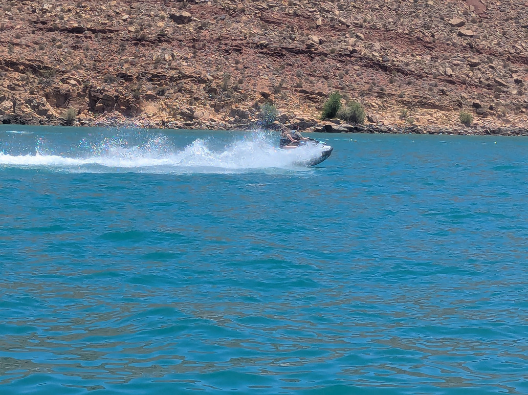 Mad Moose Rentals & Tours-哈里肯必去景点