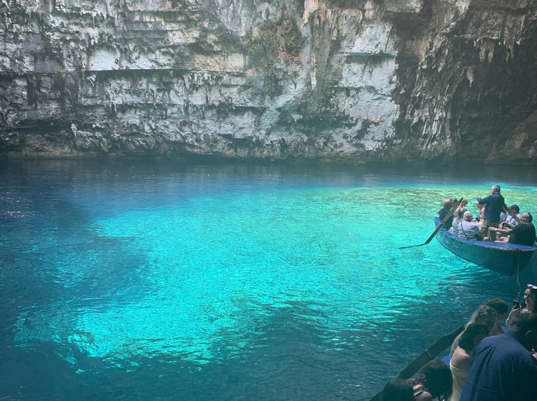 Kefalonia Excursions-阿尔戈斯托利翁必去景点