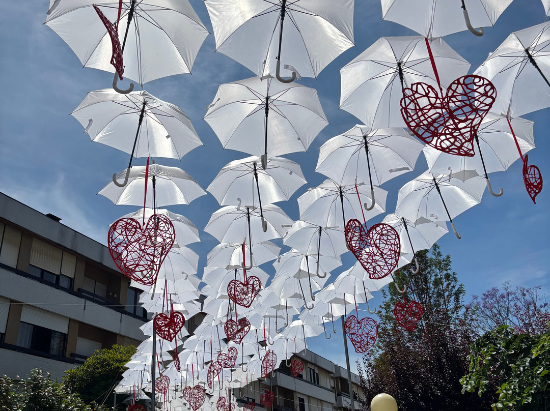 Umbrella Sky Project-Agueda必去景点