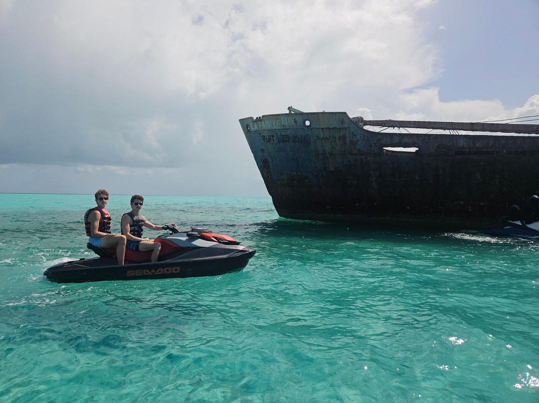 Champ ski-Long Bay Beach必去景点