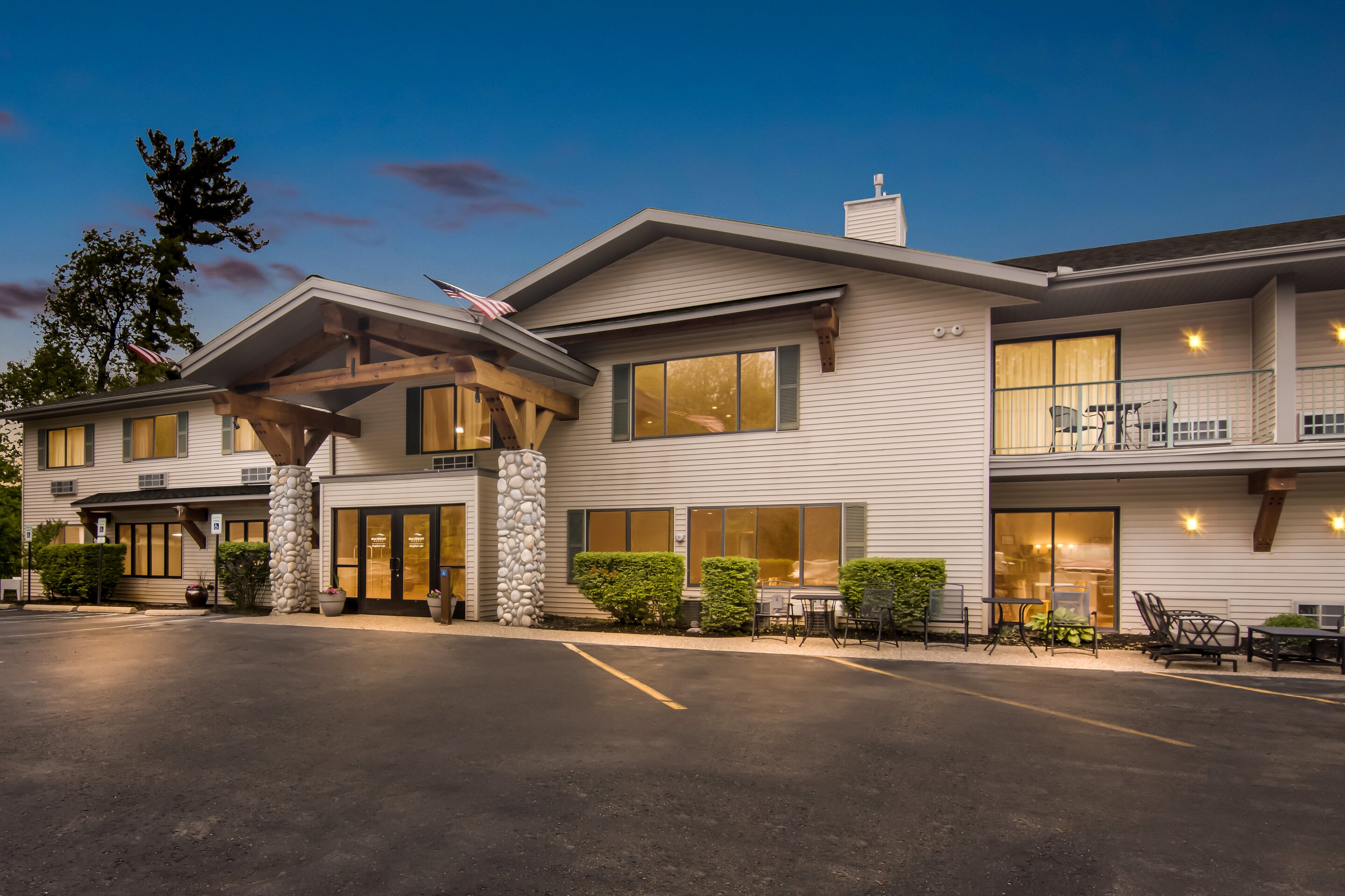 Beachfront Hotel Houghton Lake-浴室