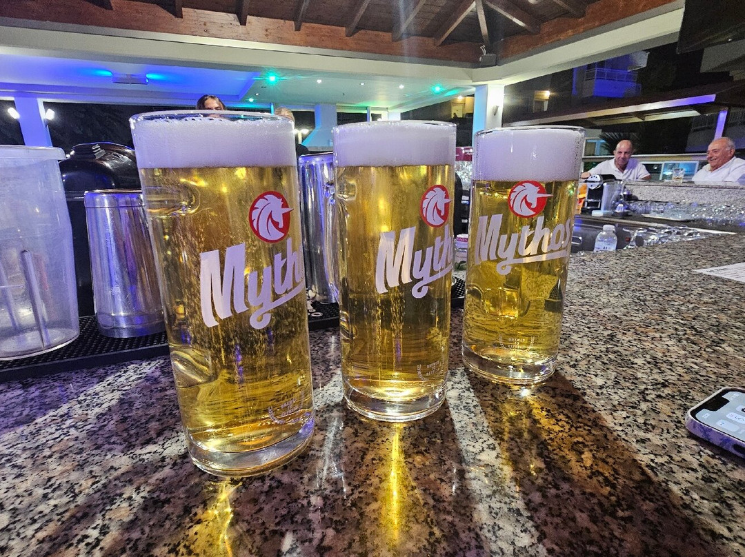 Poseidonia Hotel Apartments主图