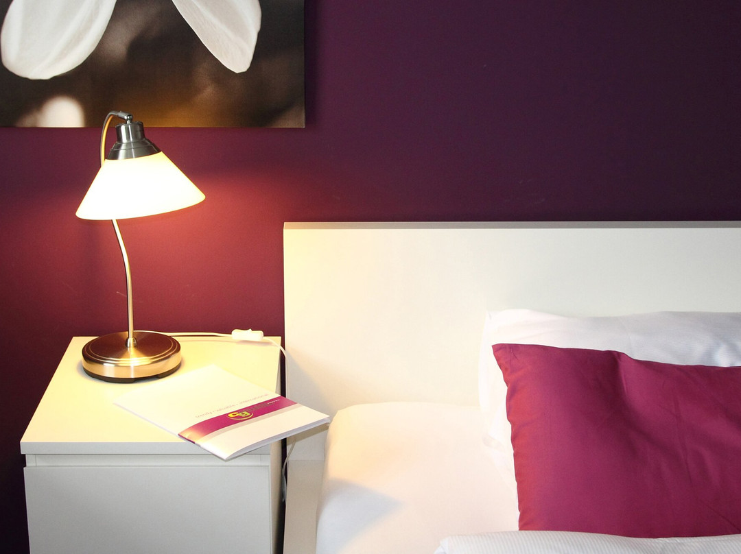 学院花园酒店主图