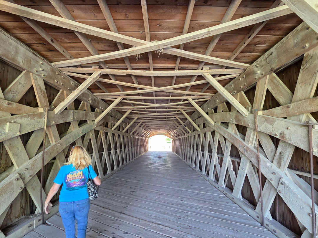Holliwell Bridge-Winterset必去景点