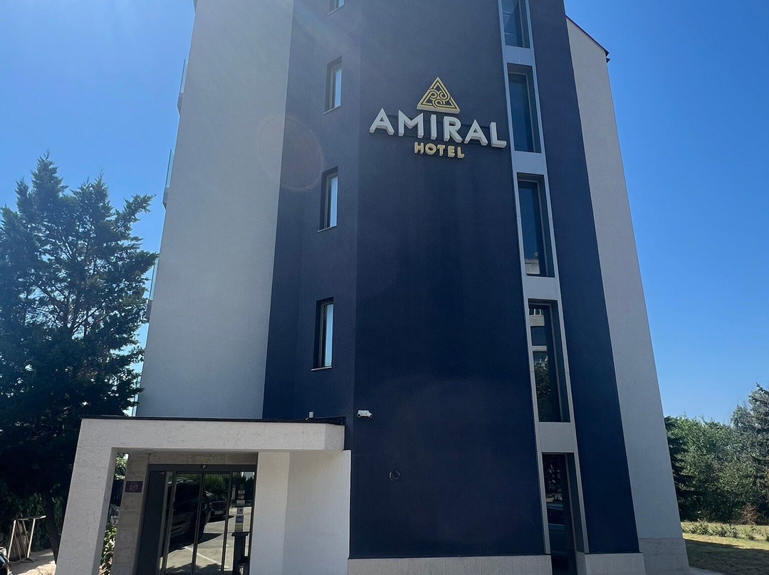 Amiral Hotel主图