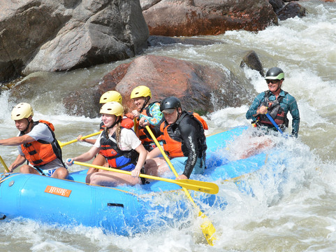 Whitewater Adventure Outfitters-卡农城必去景点