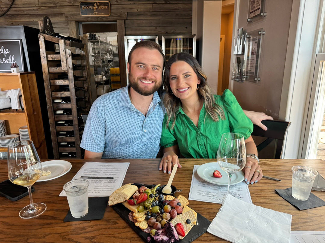 Enoch's Stomp Vineyard & Winery-Harleton必去景点