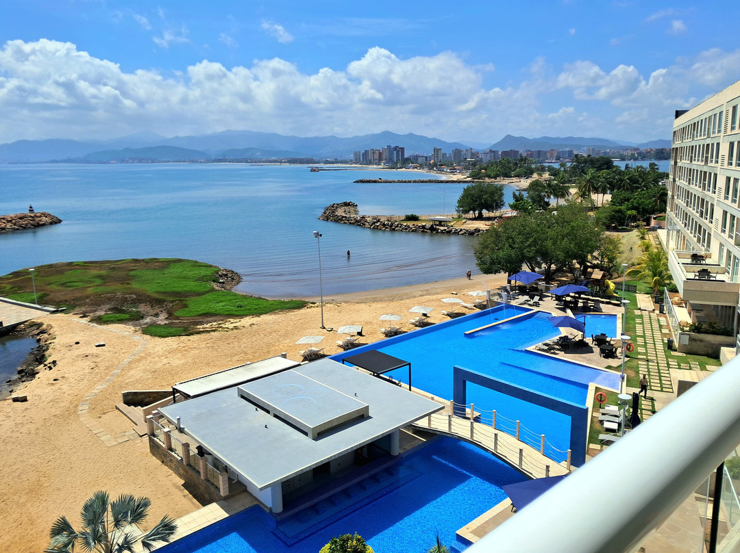 Eurobuilding Hotel & Suites Lecheria主图