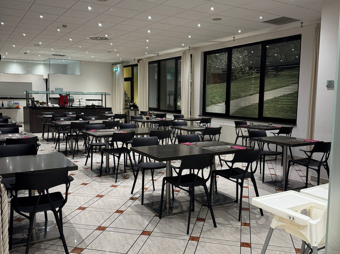 欧维斯特酒店主图