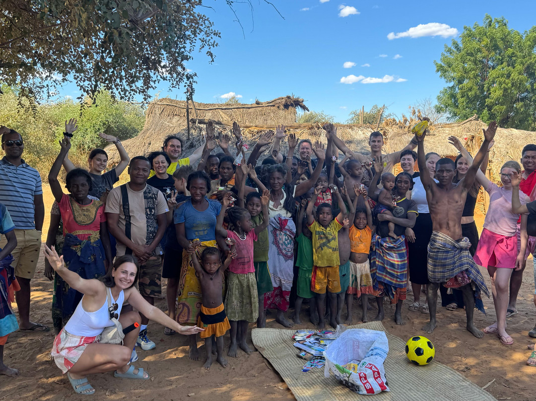 Maki Adventures Madagascar-安塔那那利佛必去景点