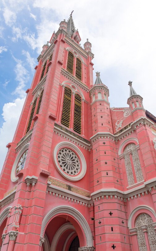 耶稣圣心堂-胡志明市必去景点