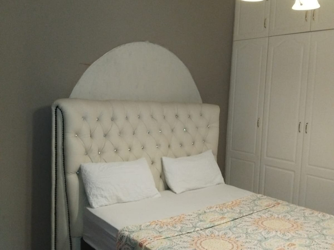 0688429688 Guest House In Mafikeng