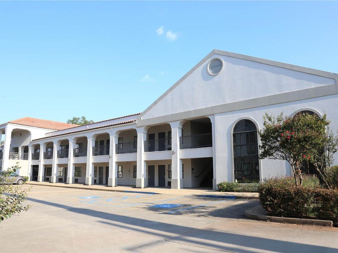 Collinston酒店住宿-Americas Best Value Inn Monroe By Sonesta