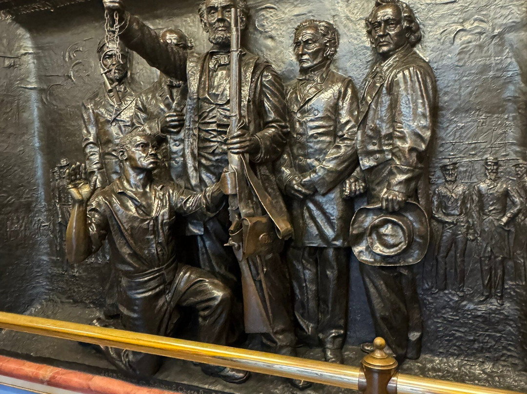 Cuyahoga County Soldiers' and Sailors' Monument-克利夫兰必去景点