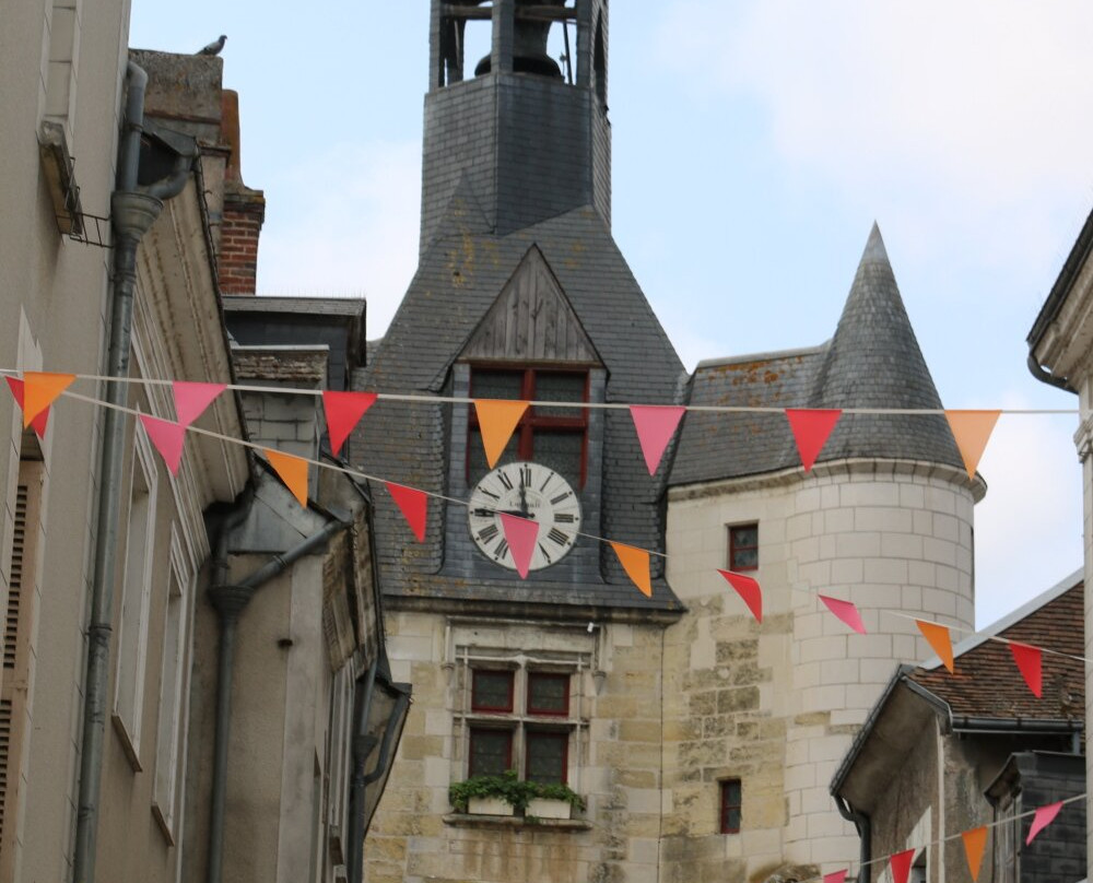 Tour De L’Horloge-昂布瓦斯必去景点