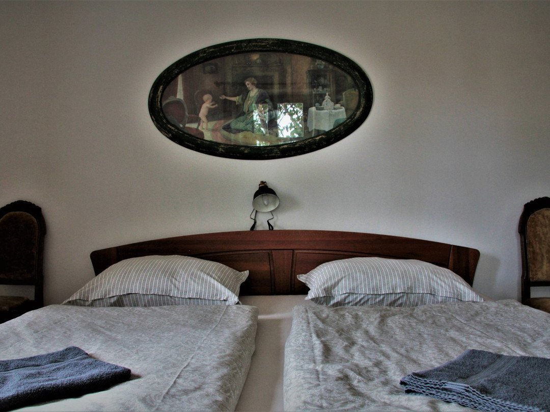 Statek Lunikov主图