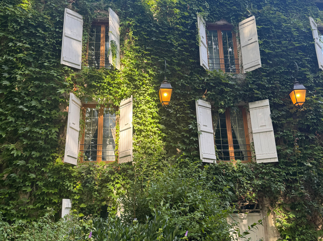 Le Domaine De Moroges主图