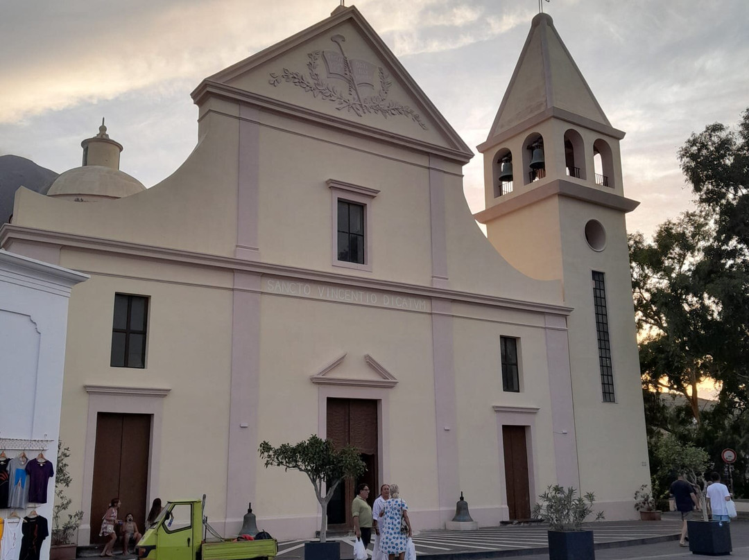 Chiesa di San Vincenzo-Stromboli必去景点