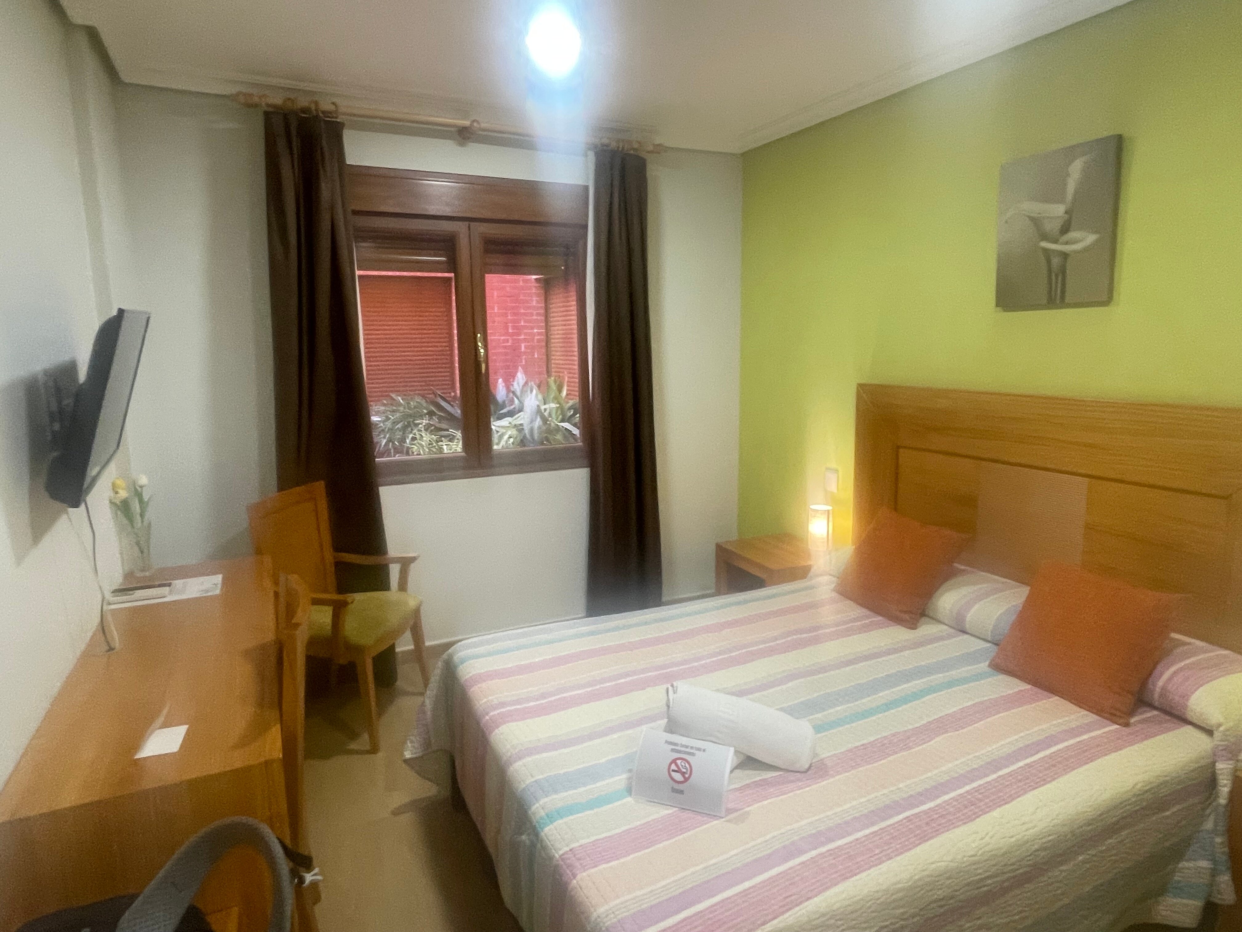 Hostal Jijones-客卧