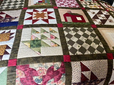 Quilts Galore