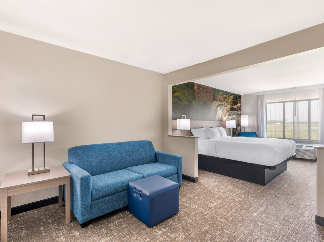 Clarion Pointe Sioux Falls Airport