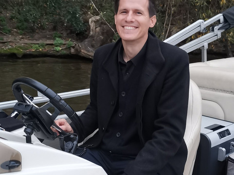 Wine Boat-布拉格必去景点